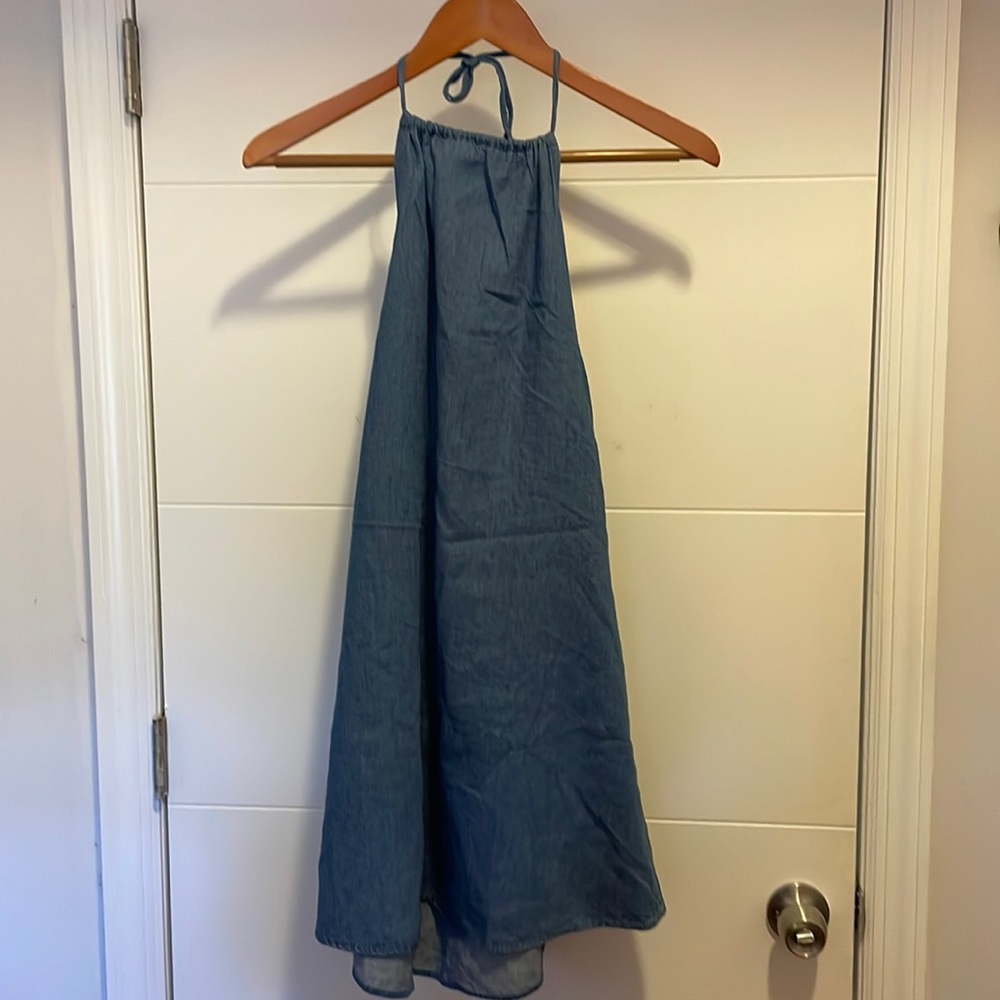 Halter neck low back summer dress